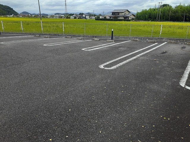 14/20 駐車場