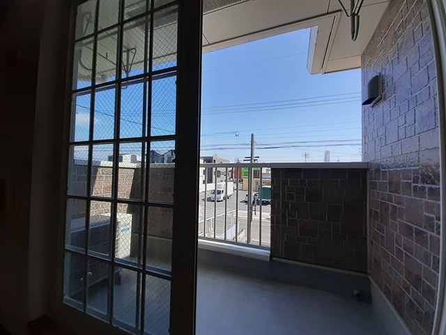 15/23 バルコニー