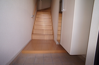 3/21 玄関