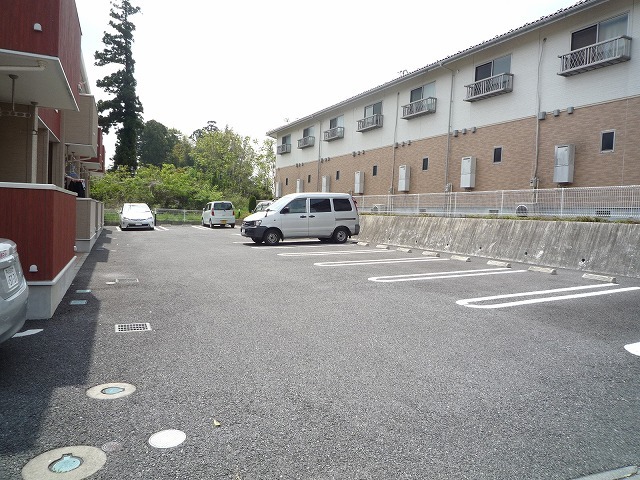 14/20 駐車場