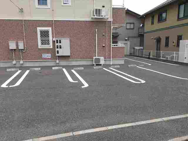 14/20 駐車場