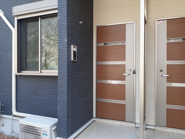 13/20 エントランス