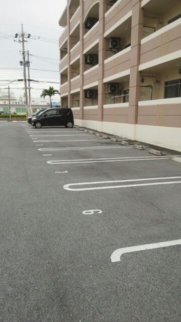 14/20 駐車場