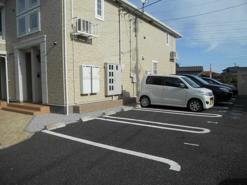 3/5 駐車場