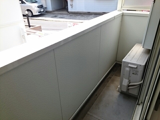 13/23 バルコニー