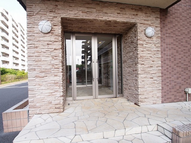 13/21 エントランス