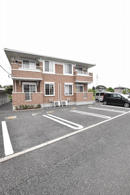 14/20 駐車場