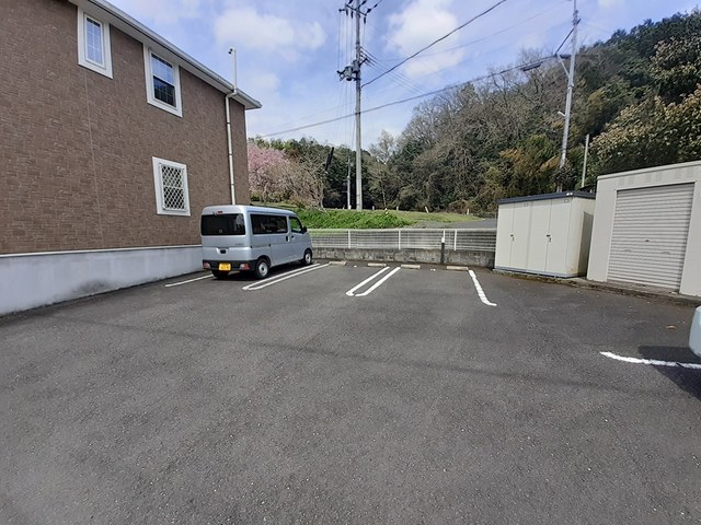 14/20 駐車場