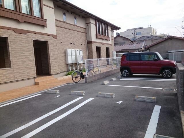 14/16 駐車場