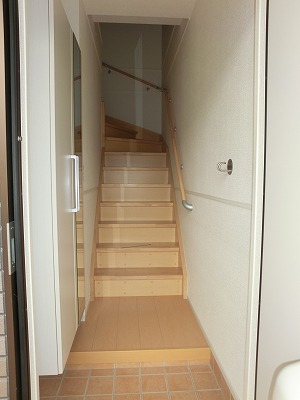 5/15 玄関