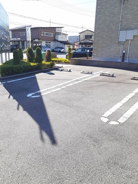 14/20 駐車場
