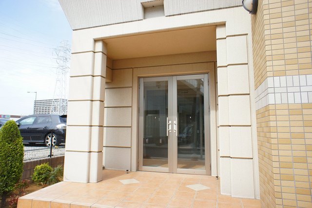 14/22 エントランス