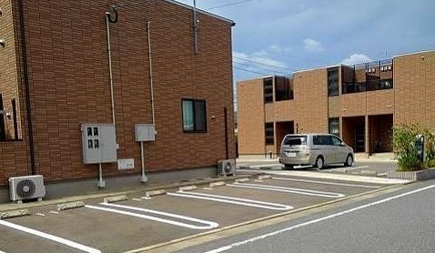 14/20 駐車場