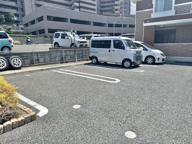 14/20 駐車場