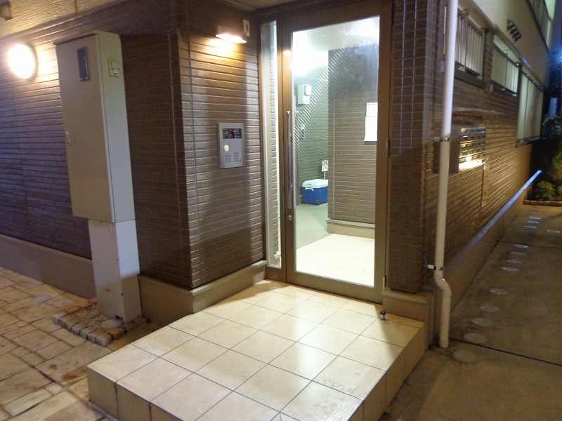 14/24 エントランス