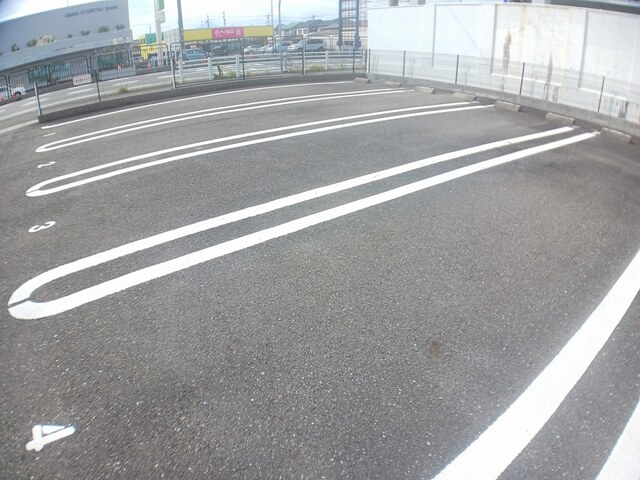 14/20 駐車場