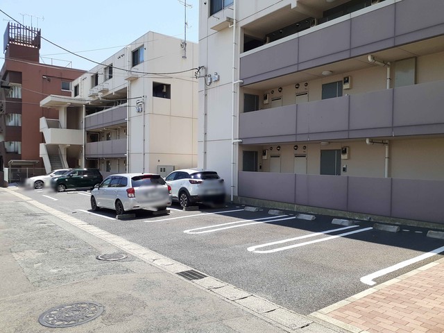 14/20 駐車場