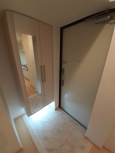 6/20 玄関