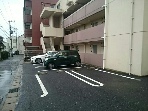 14/20 駐車場