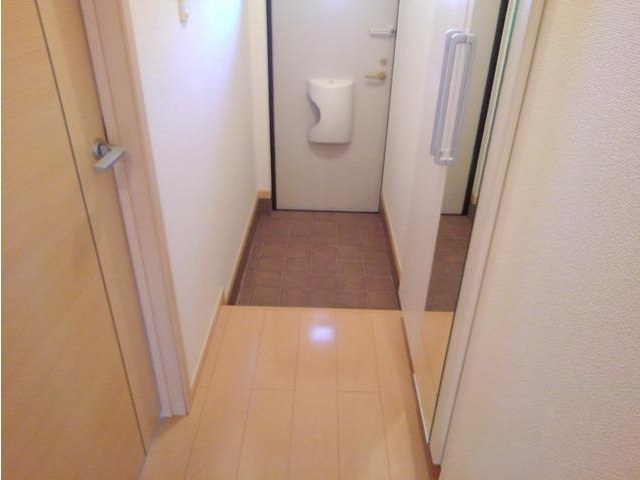 5/20 玄関