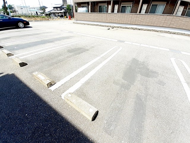 14/20 駐車場