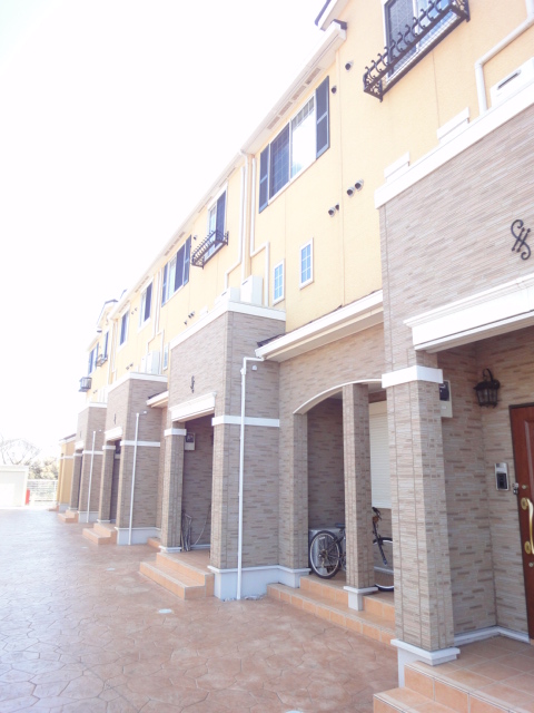 14/20 エントランス