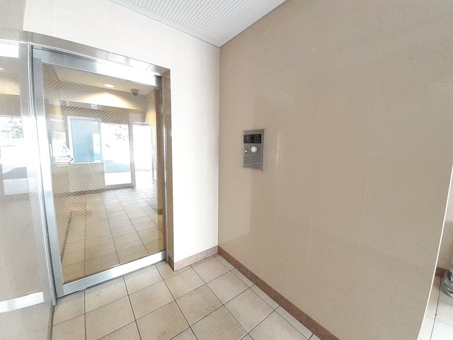 14/22 エントランス