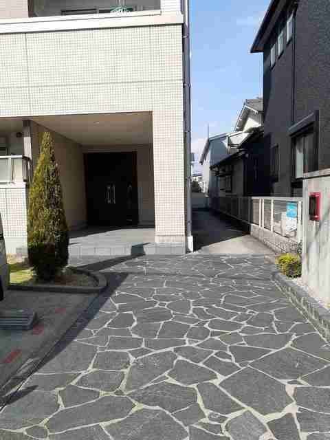 14/20 エントランス