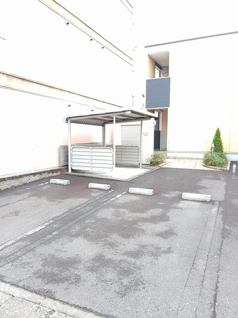 2/11 駐車場