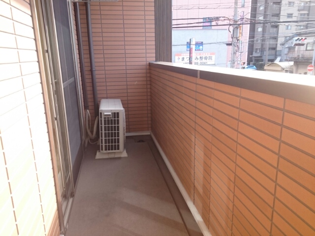 13/20 バルコニー