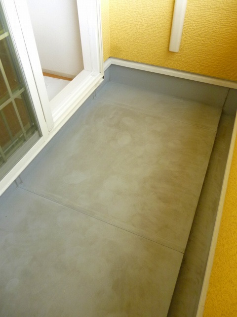 13/20 バルコニー