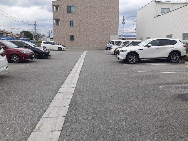 14/20 駐車場