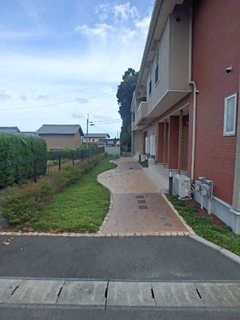 14/20 エントランス