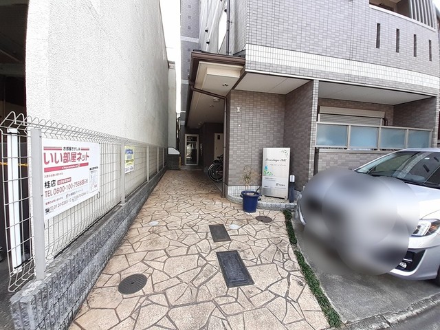 14/22 エントランス