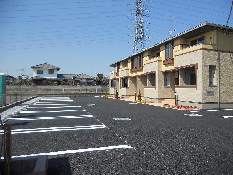 14/20 駐車場