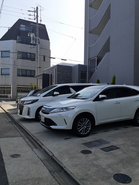 14/21 駐車場