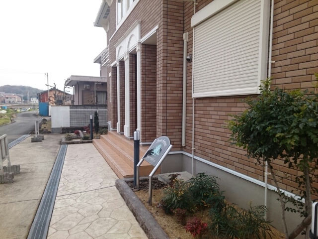 13/20 エントランス