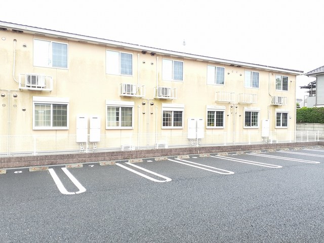14/20 駐車場