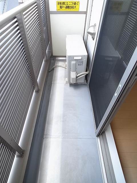 13/22 バルコニー