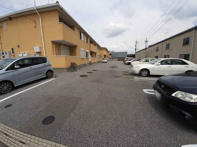 14/22 駐車場