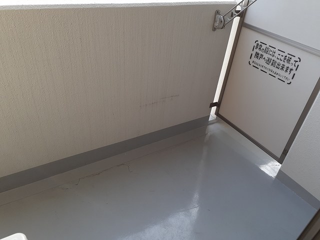 23/30 バルコニー