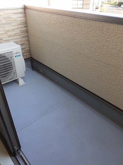 19/28 バルコニー