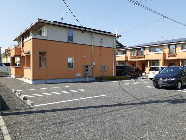 14/20 駐車場
