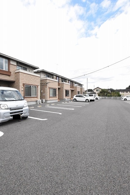 14/20 駐車場