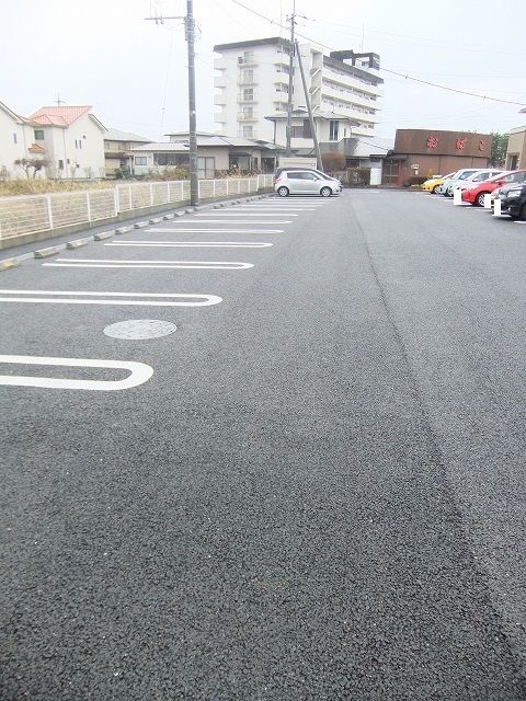 14/20 駐車場