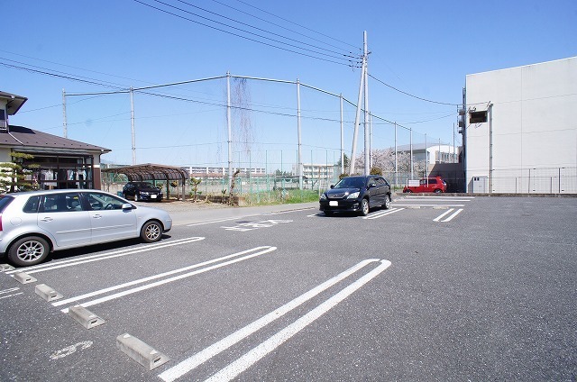 14/21 駐車場