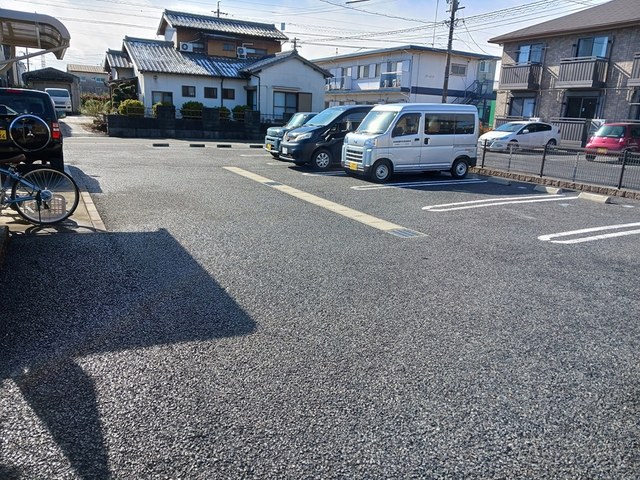 2/10 駐車場