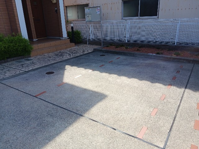 14/22 駐車場
