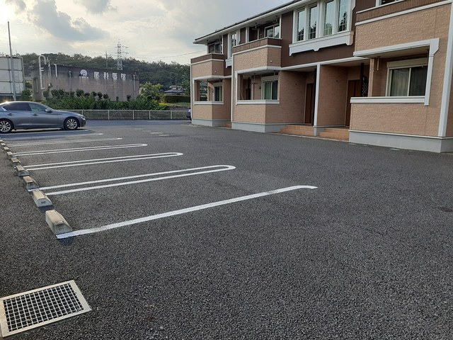 14/20 駐車場