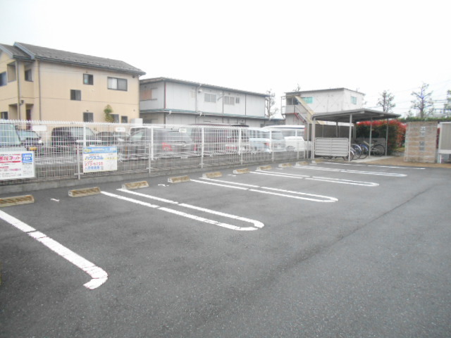 14/20 駐車場